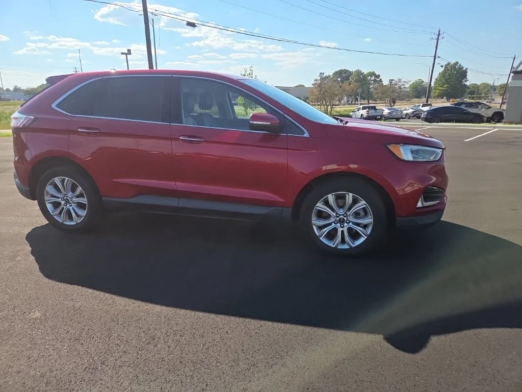 Used 2021 Red Ford Titanium image 17