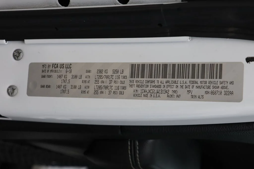 Used 2018 Bright White Clearcoat Jeep Rubicon image 24