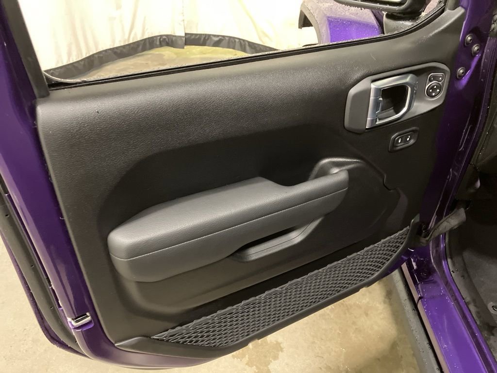New 2026 Reign Exterior Paint Jeep Mojave image 8