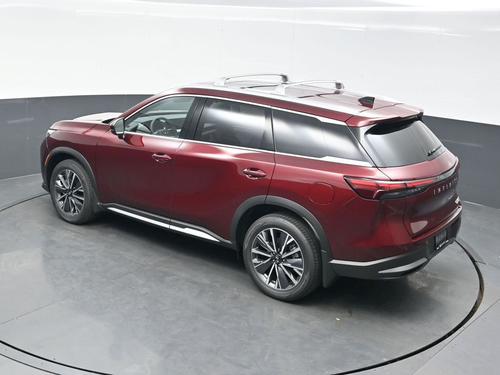New 2026 Red INFINITI LUXE image 27