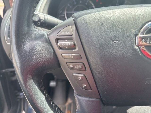 Used 2018 Blue Nissan SL image 18