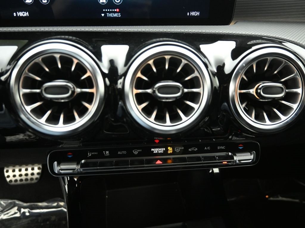 2022 MERCEDES-BENZ CLA-CLASS - Image 16