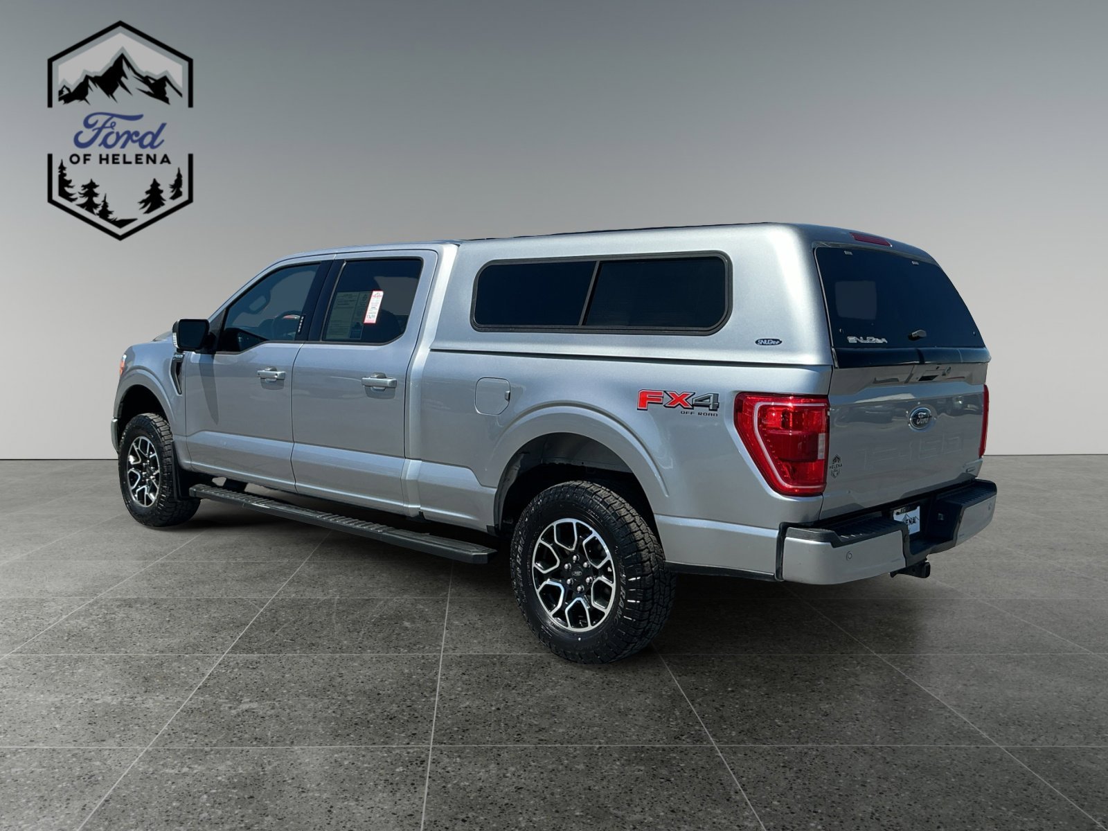 Used 2021 Iconic Silver Ford XLT image 3