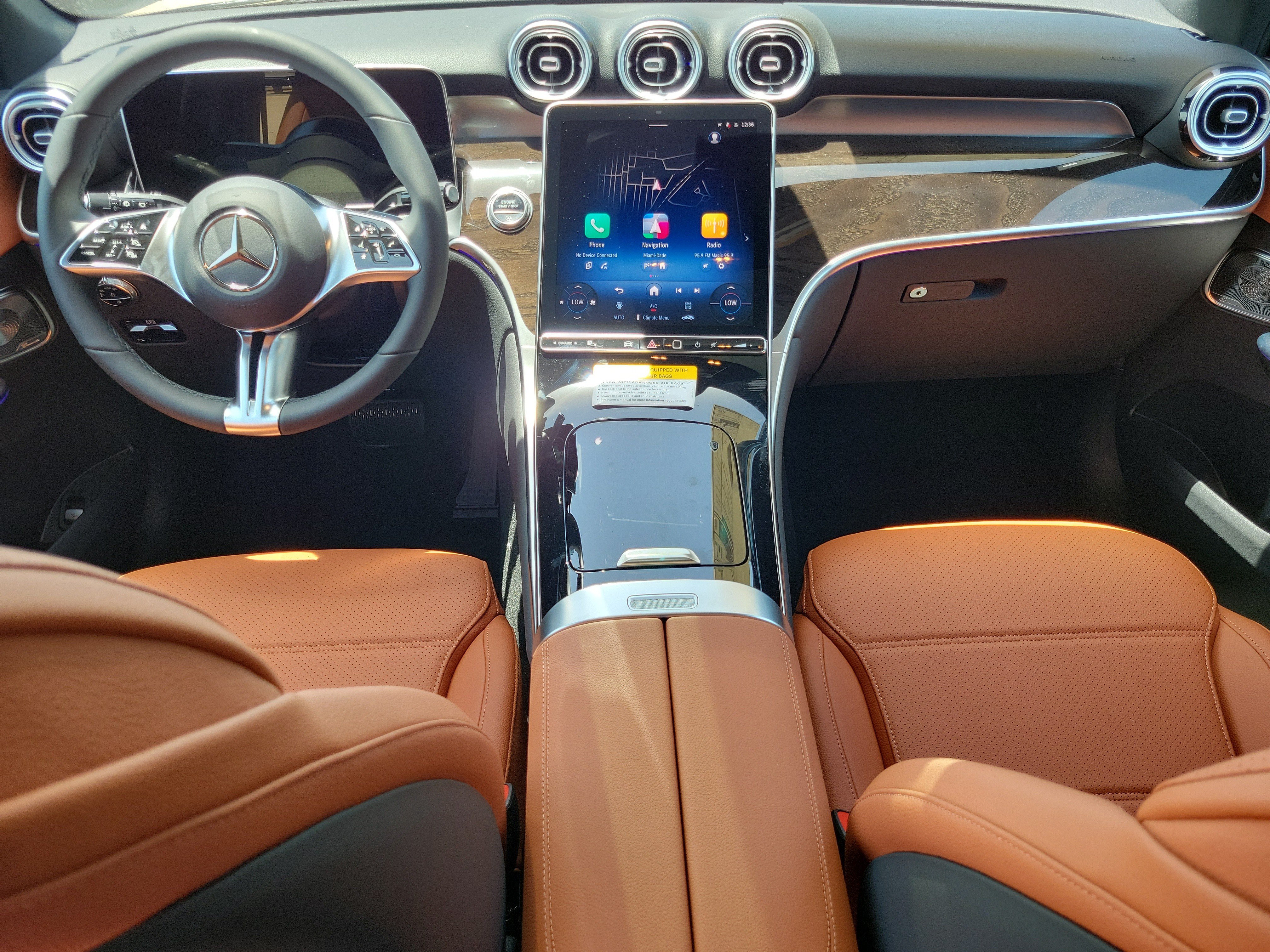 New 2026 Black Mercedes-Benz GLC 300 image 12