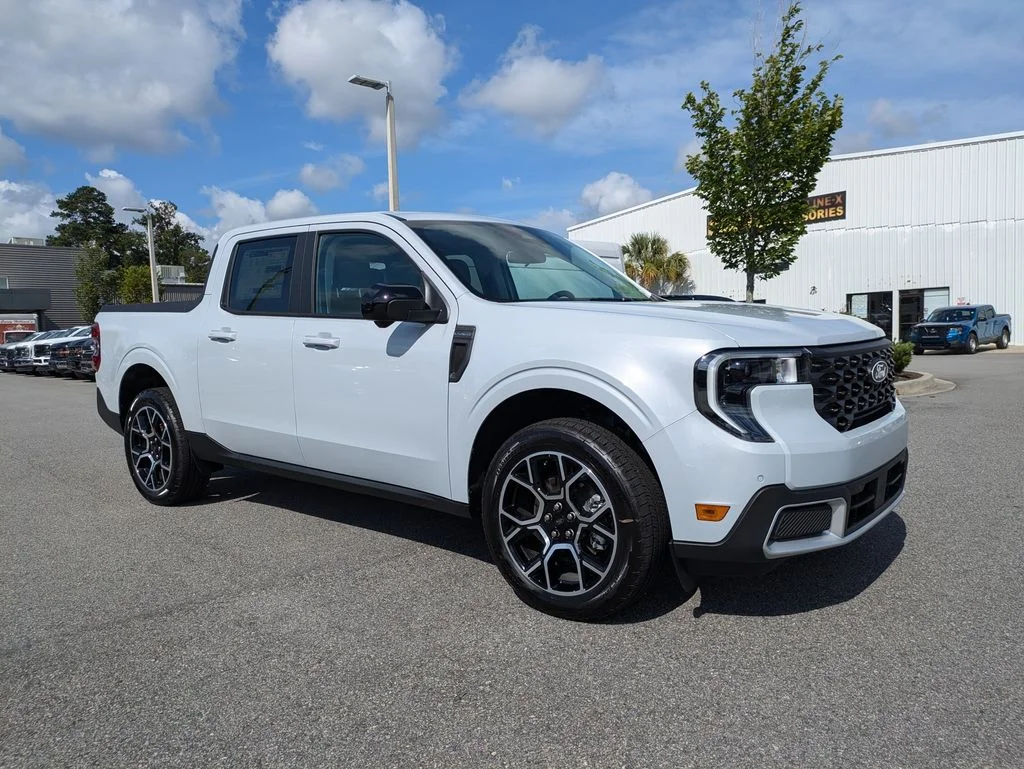 New 2026 Space White Metallic Ford Lariat image 2