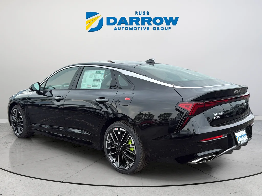 New 2026 Aurora Black Pearl Kia GT image 3