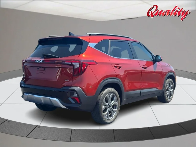 2024 Kia Seltos S - Photo 3