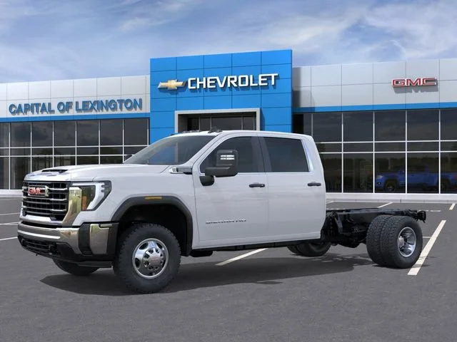 New 2026 Summit White GMC Pro image 2