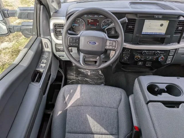 New 2026 Oxford White Ford F-250® XL image 45