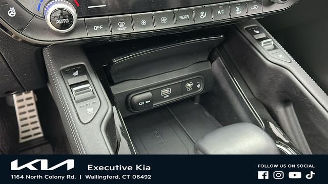 Certified Used 2024 Green Kia SX X-Pro image 19