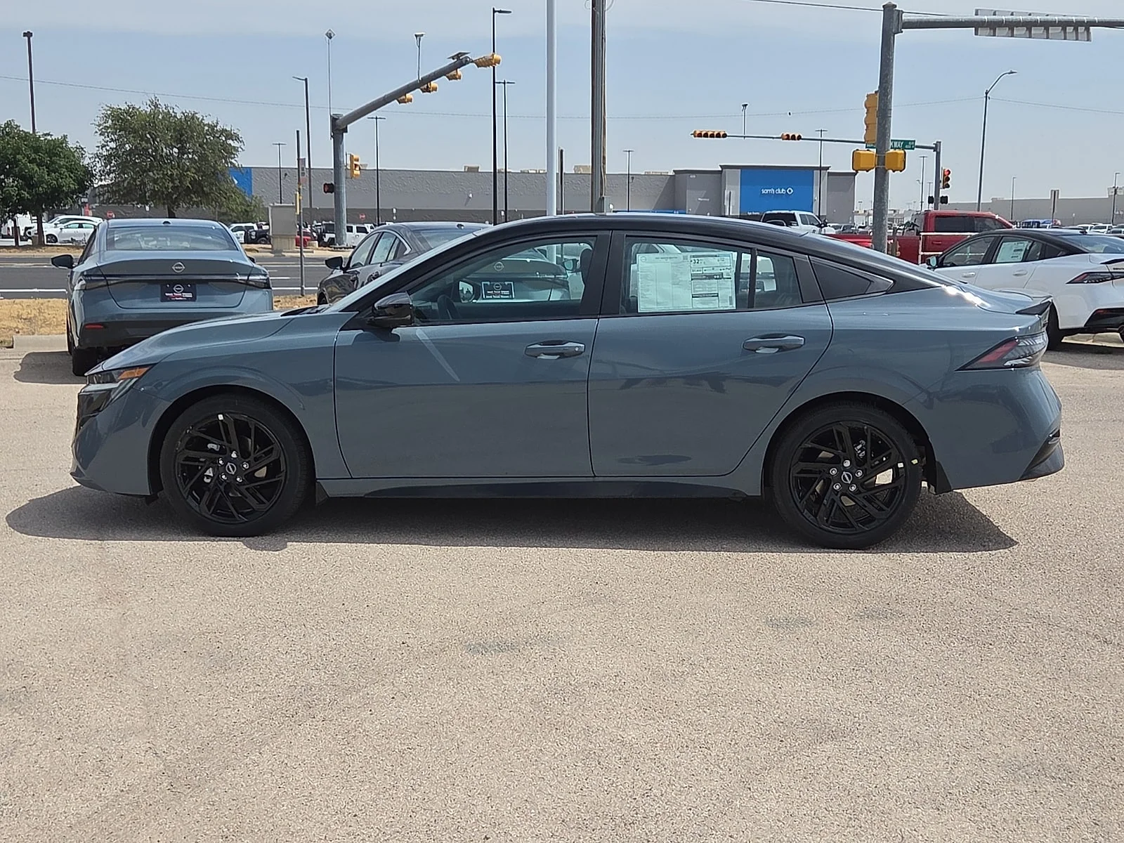 New 2027 XKY 2tonegrybl Nissan SR image 2