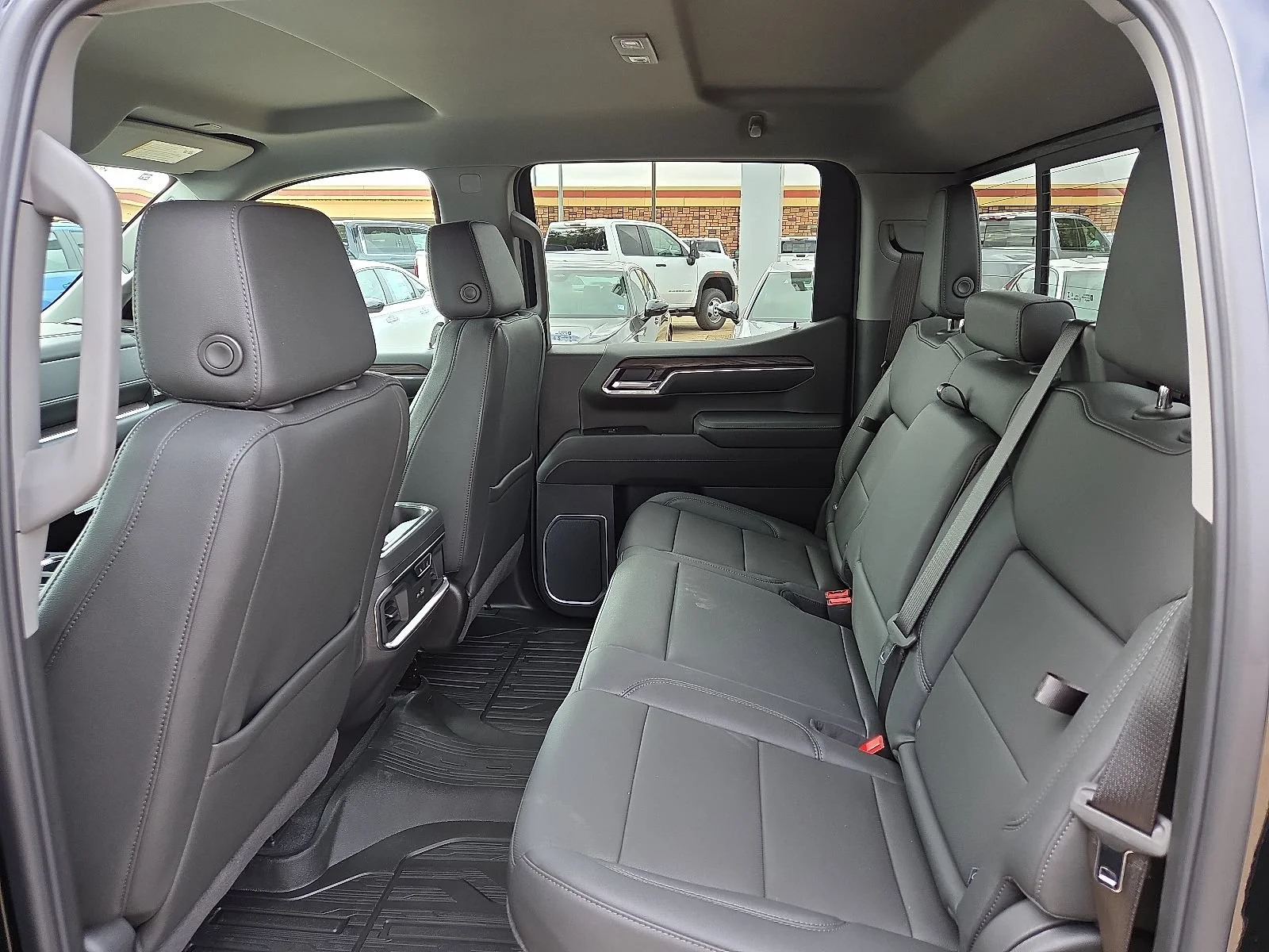 New 2026 Onyx Black GMC SLT image 9