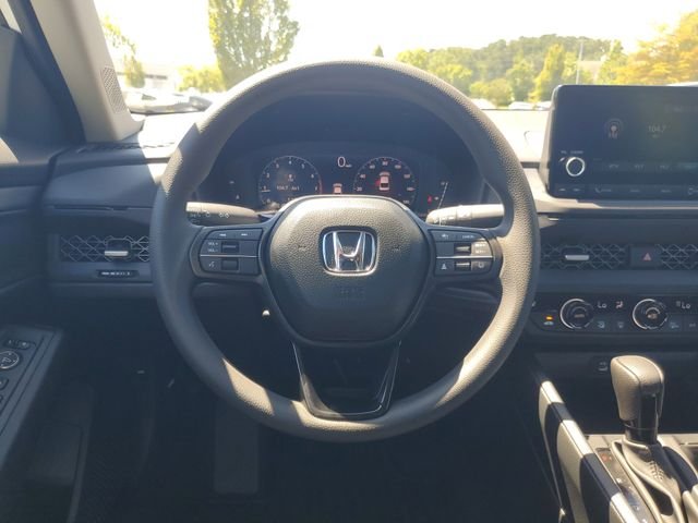 2025 Honda Accord SE - Photo 10