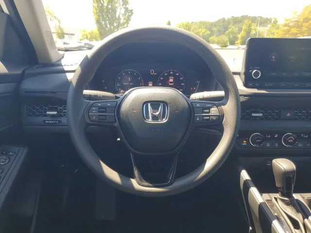 2025 Honda Accord SE - Photo 10
