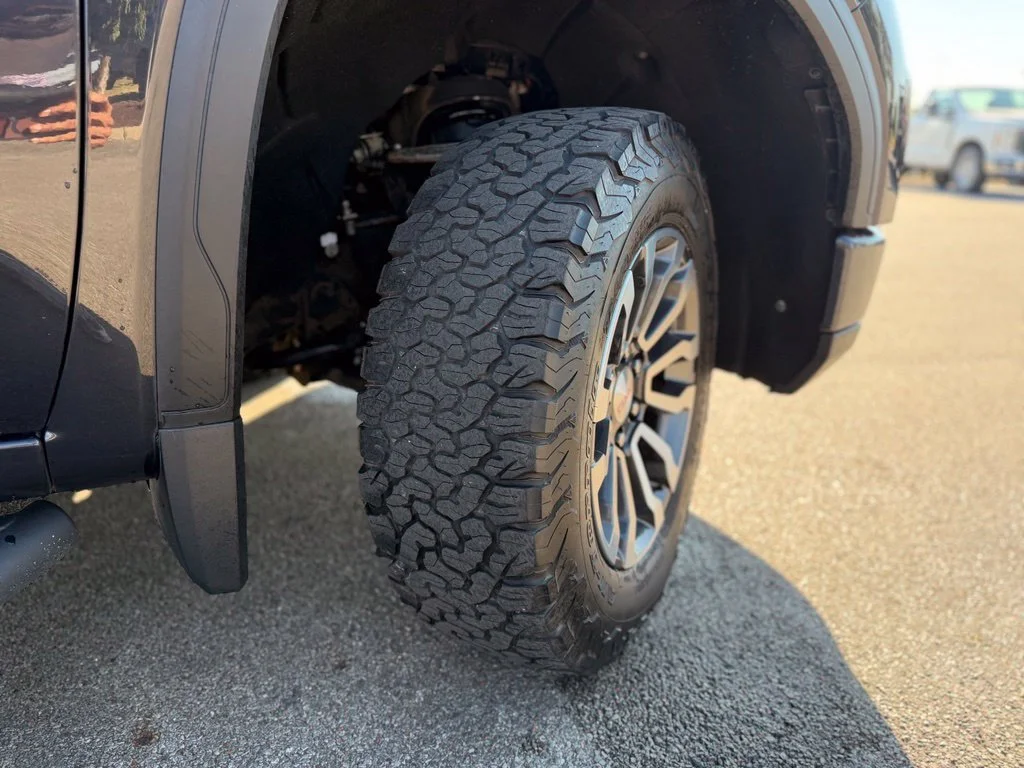 Used 2023 Silver GMC AT4 image 8