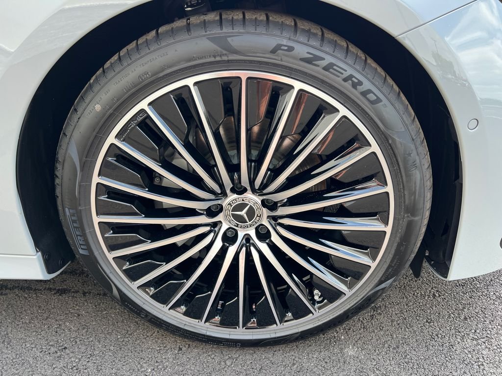 New 2026 MANUFAKTUR Alpine Grey Mercedes-Benz E 350 image 34