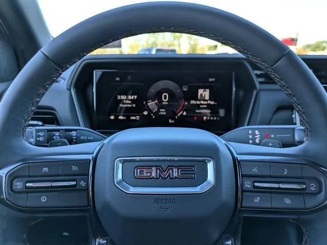 New 2026 Summit White GMC AT4 image 31