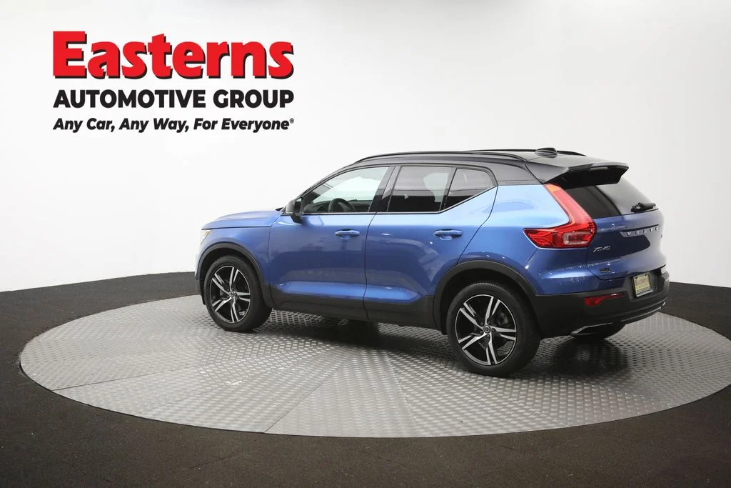 Used 2020 Blue Volvo R-Design image 63