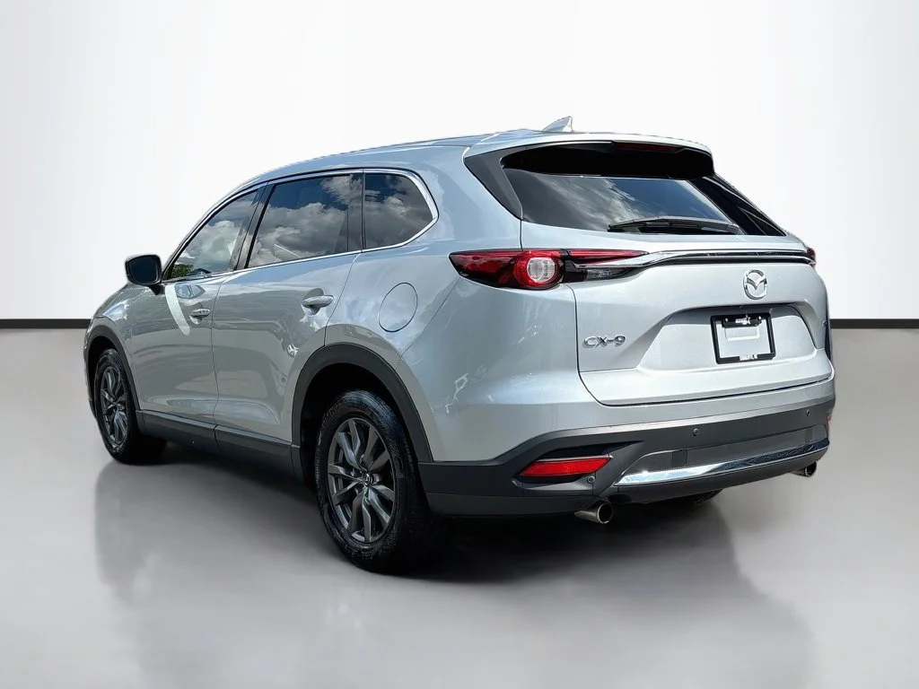 Used 2021 Sonic Silver Metallic Mazda Touring image 5
