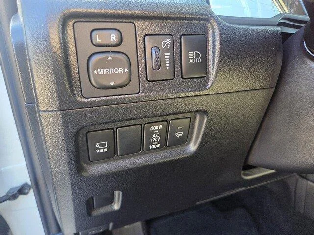 Used 2022 Blizzard Pearl Toyota Limited image 12