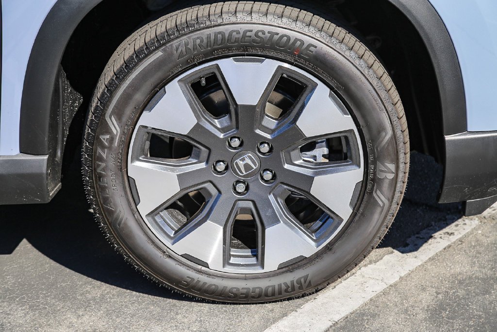 New 2026 Sonic Gray Pearl Honda Elite image 10