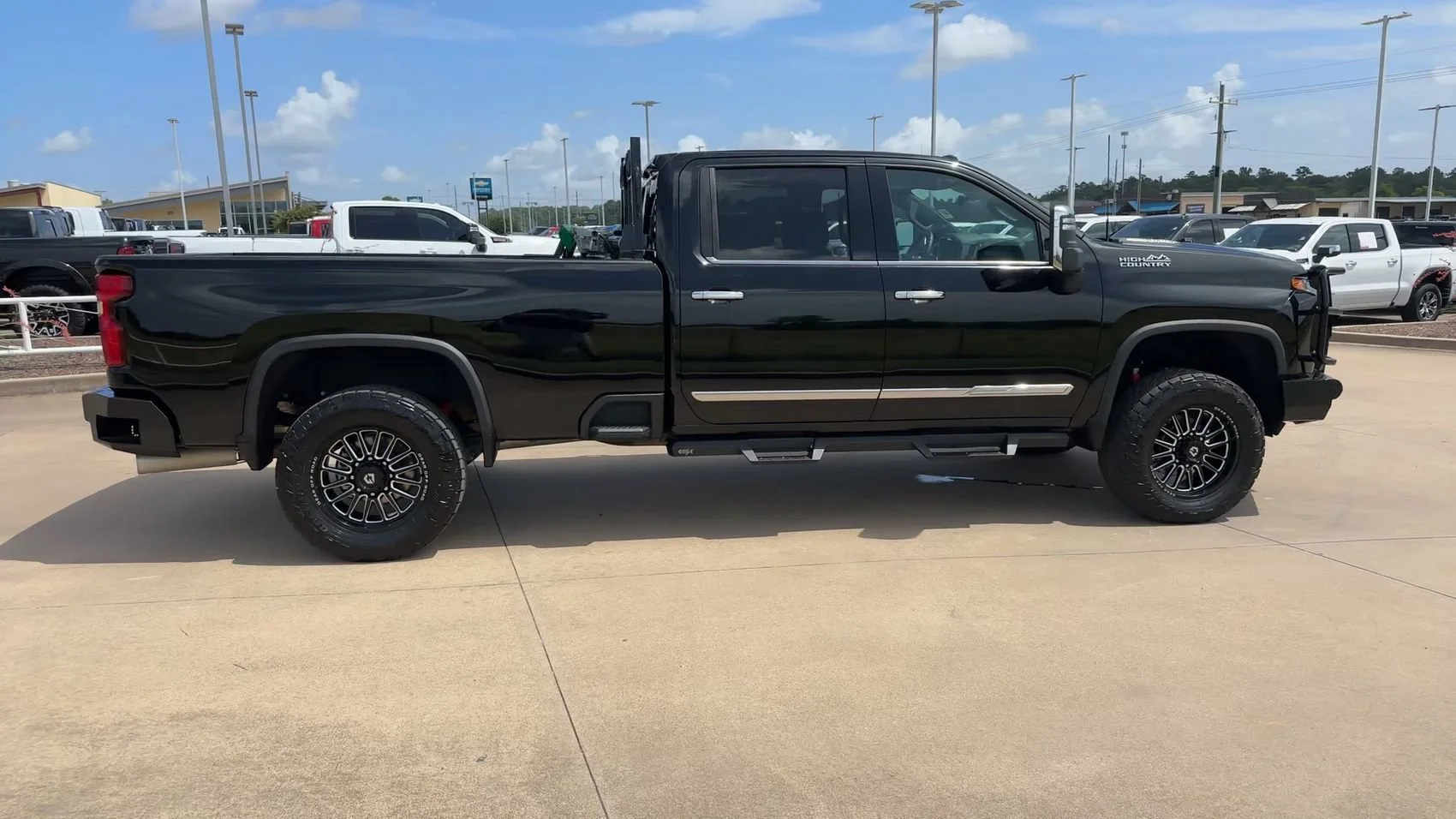 Used 2024 Black Chevrolet High Country image 8