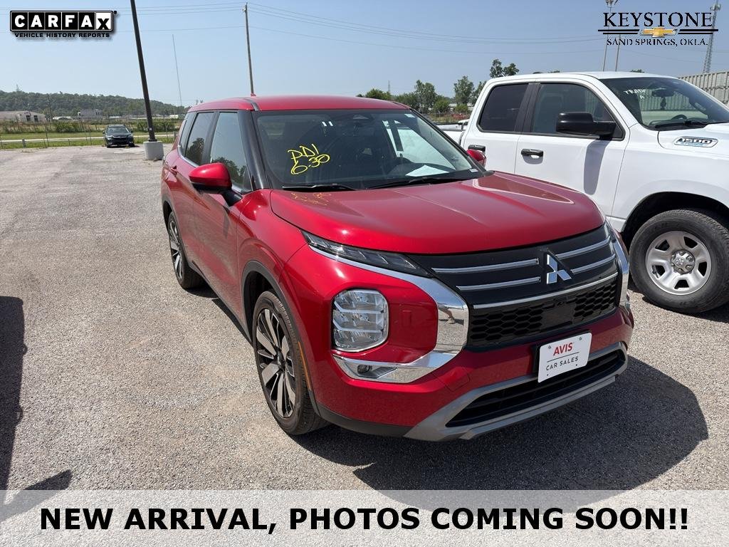 2025 Mitsubishi Outlander SE S-AWC's photo