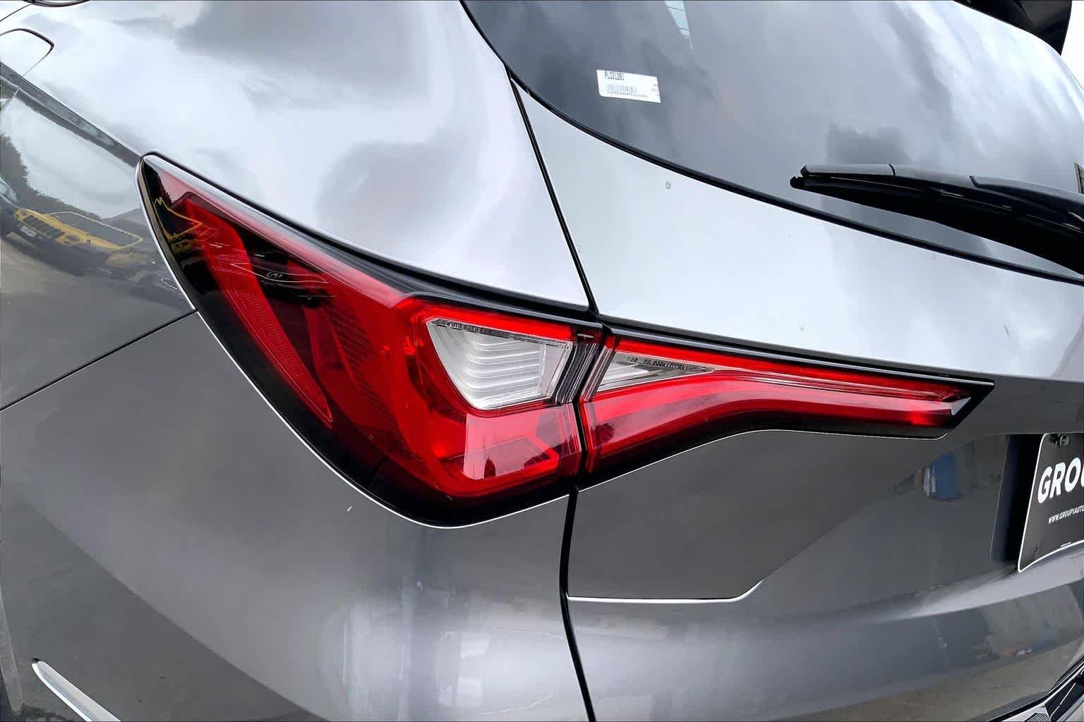 Used 2023 Liquid Carbon Metallic Acura w/Advance Package image 28