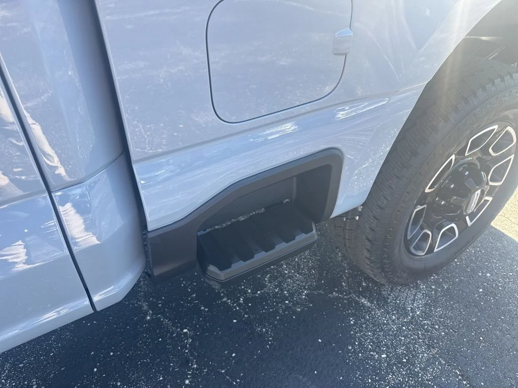 New 2026 Glacier Gray Metallic Tri-Coat Ford F-250® Platinum® image 29