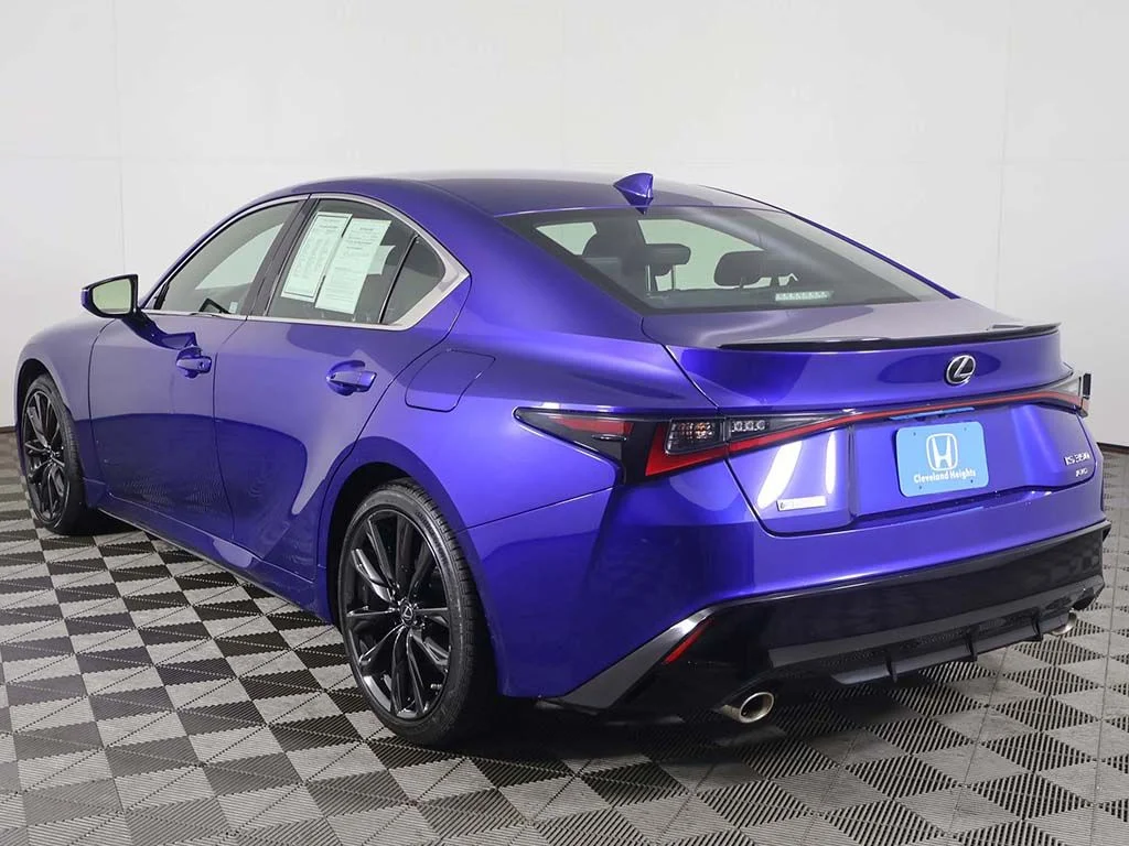 2021 Lexus IS 350 F SPORT - Photo 9
