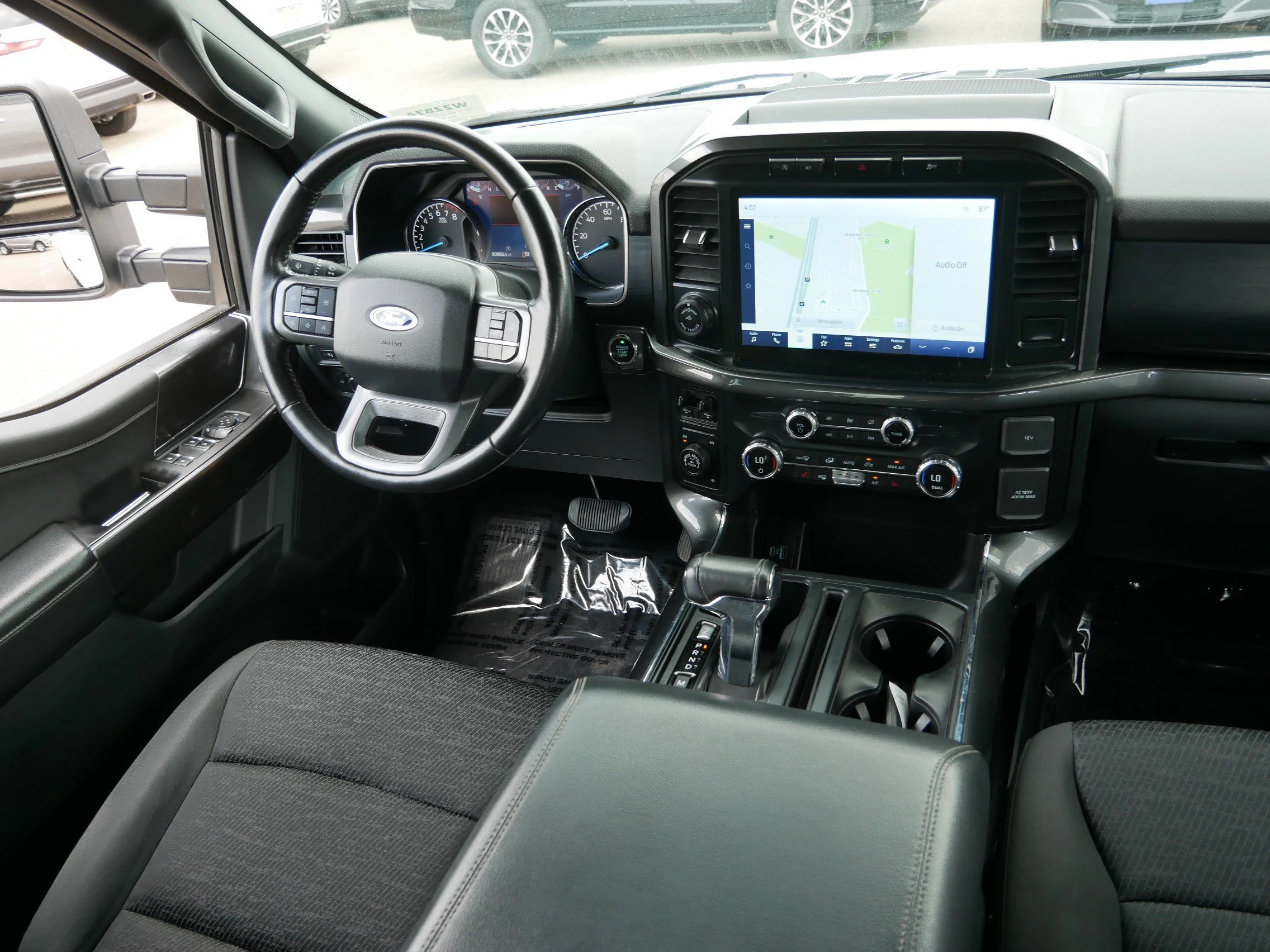 Certified Used 2021 Oxford White Ford XLT image 9
