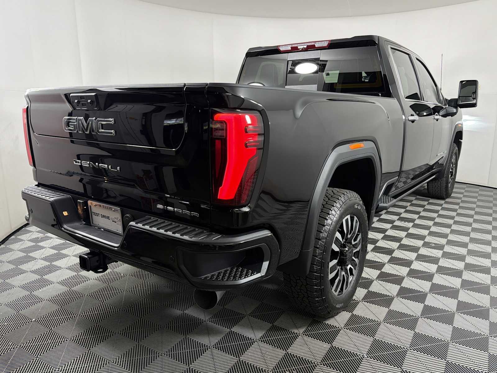 2026 GMC Sierra 2500HD Denali Ultimate - Photo 6