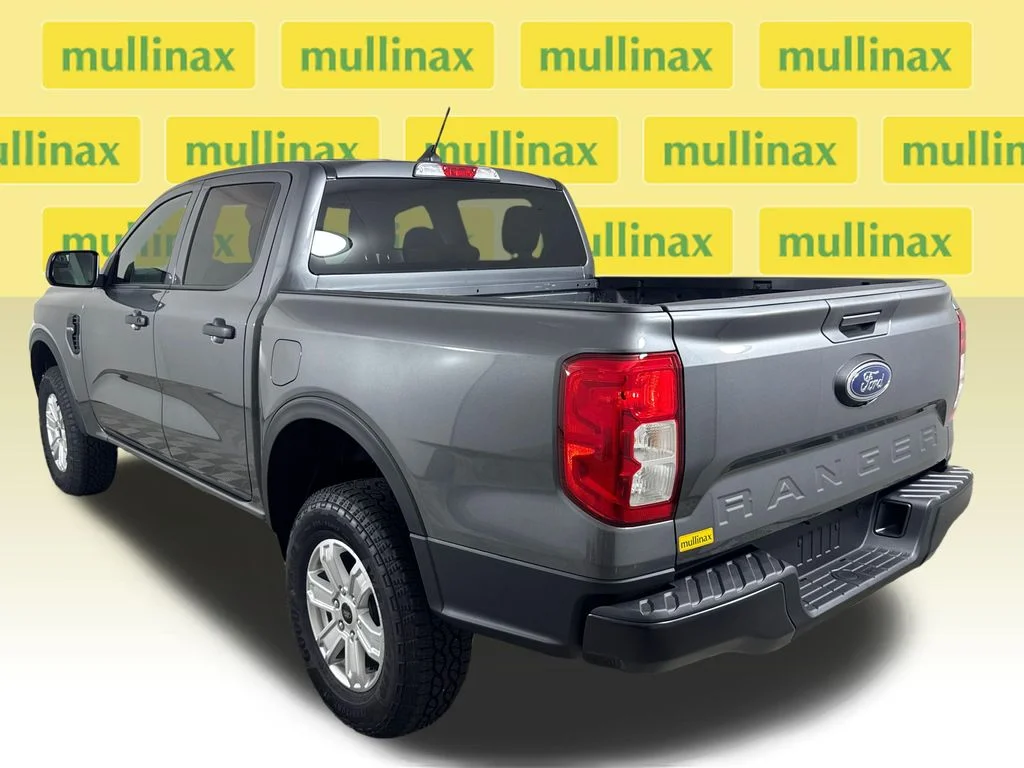 New 2026 Gray Ford XL image 4