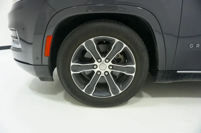 2023 Jeep Grand Wagoneer Series I - Photo 16