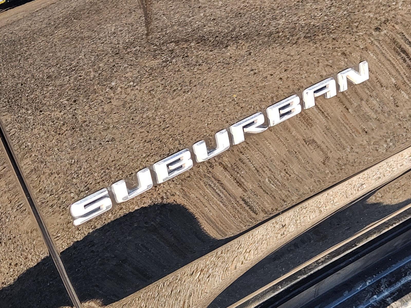 2024 Chevrolet Suburban photo 9 of 32