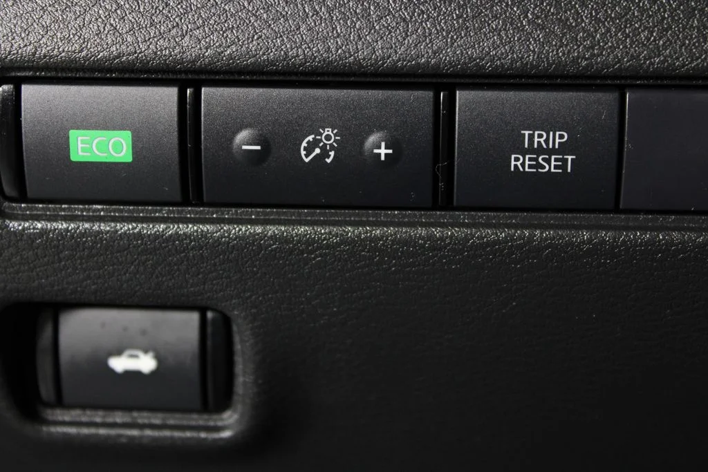 Certified Used 2024 Gray Nissan SR image 24
