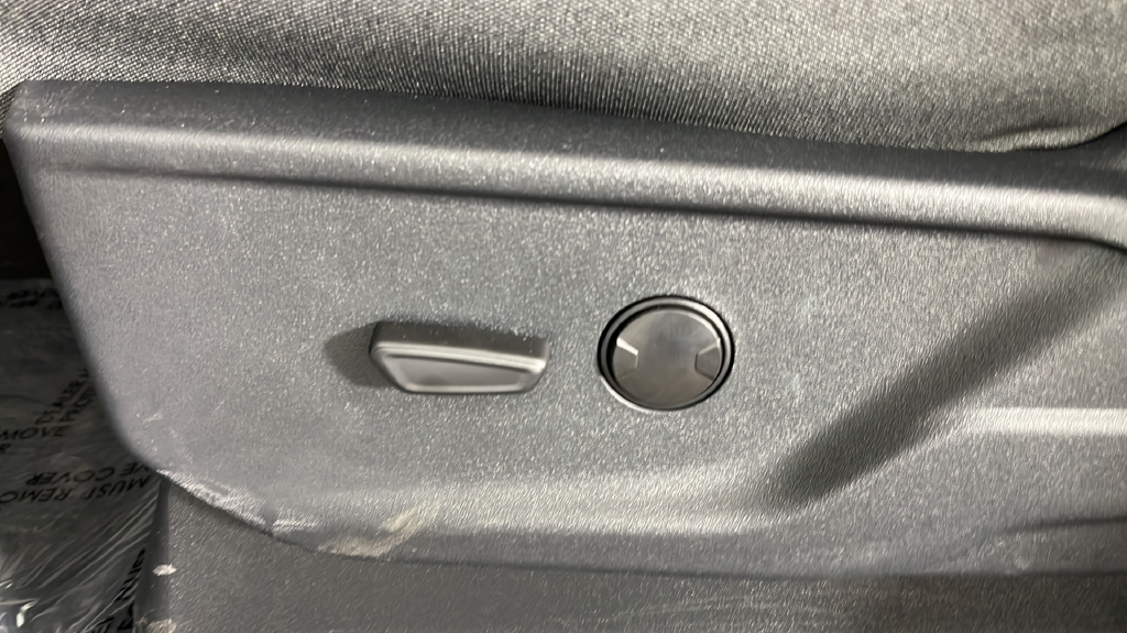 New 2026 Oxford White Ford F-250® XLT image 31