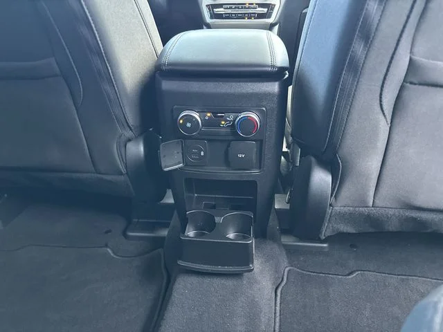 Used 2022 Black Ford XLT image 22