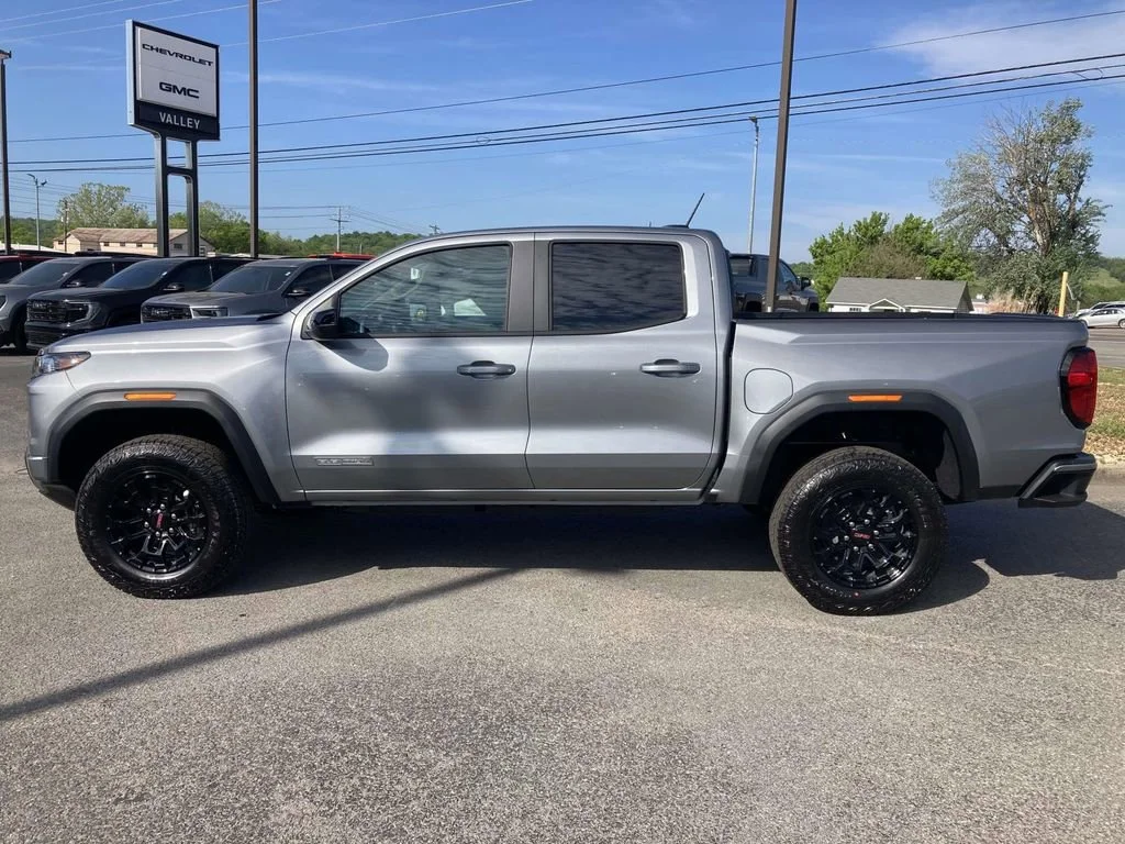 New 2026 Sterling Metallic GMC Elevation image 7