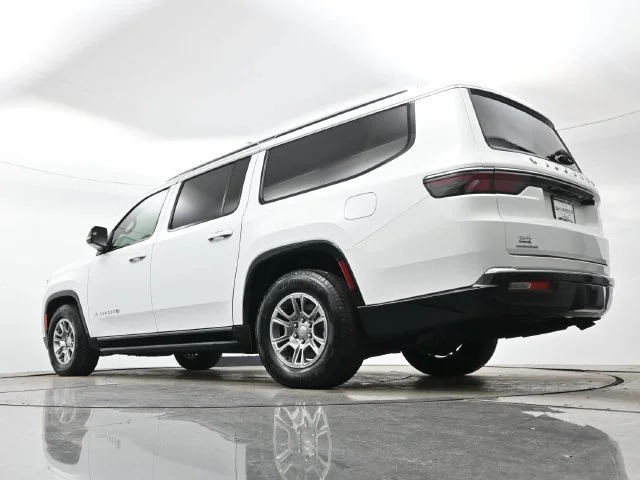 Used 2023 Bright White Clearcoat Jeep 4DR 4WD image 31