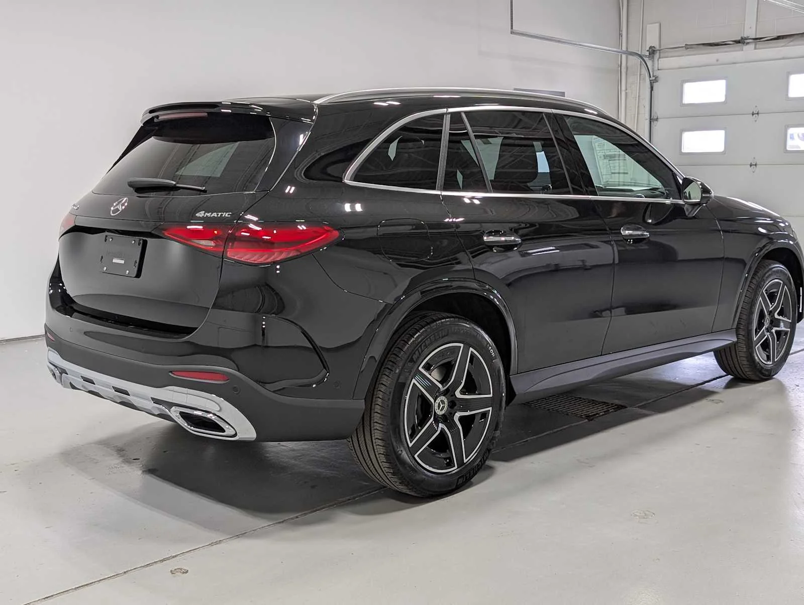New 2026  Mercedes-Benz GLC 300 image 7