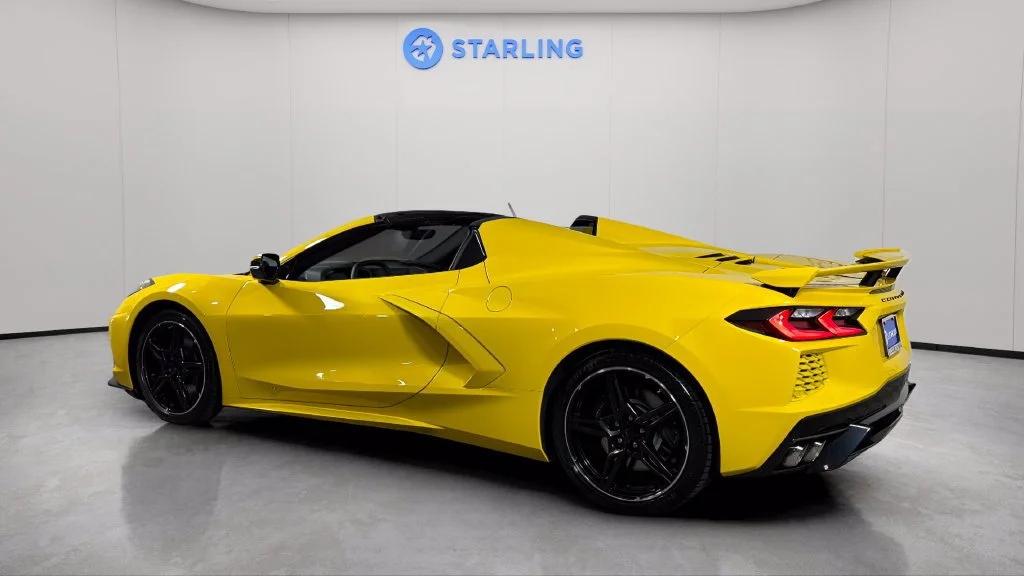 2025 Chevrolet Corvette 2LT - Photo 4