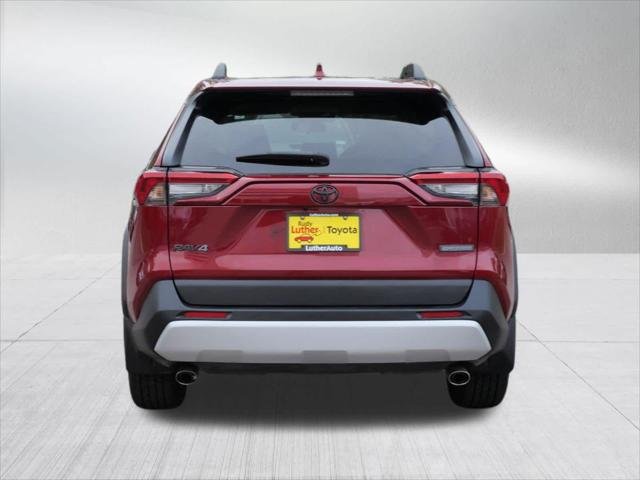Certified Used 2022 RUBY FLARE PEARL Toyota  image 7