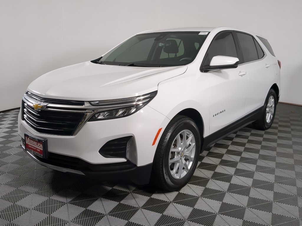 Used 2023 Summit White Chevrolet LT image 4