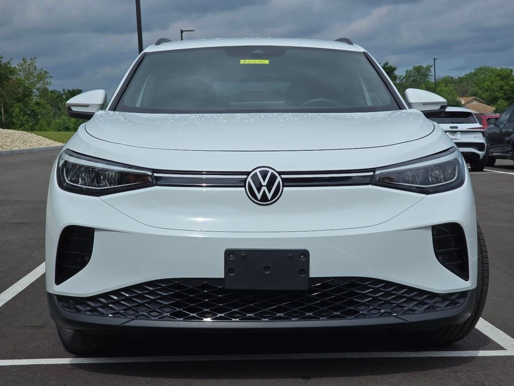 Used 2023 White Volkswagen Standard image 12
