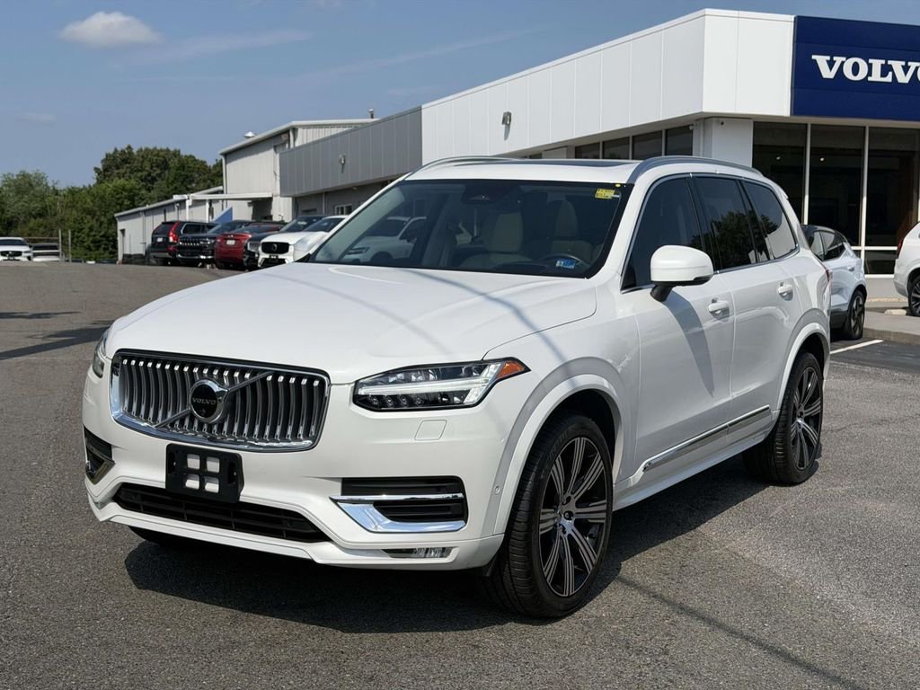 Used 2023 White Volvo Ultimate image 23