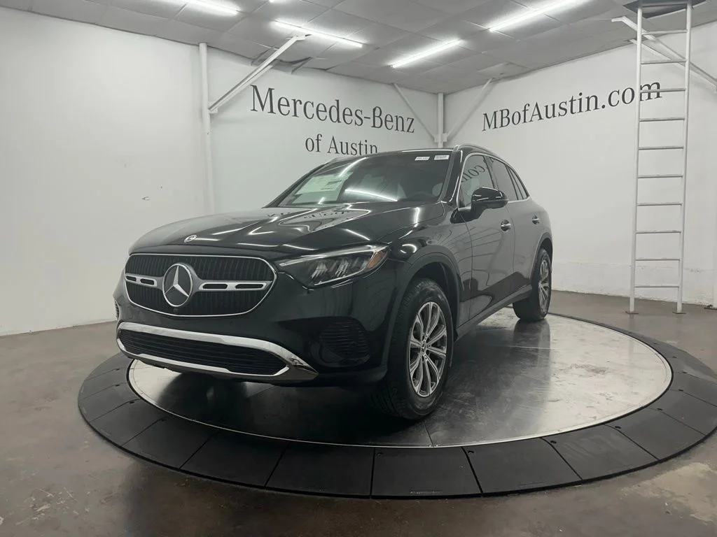 New 2026 Black Mercedes-Benz GLC 300 image 3