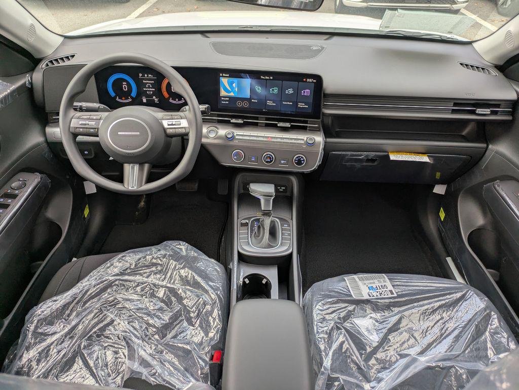New 2026 White Hyundai SE FWD image 18