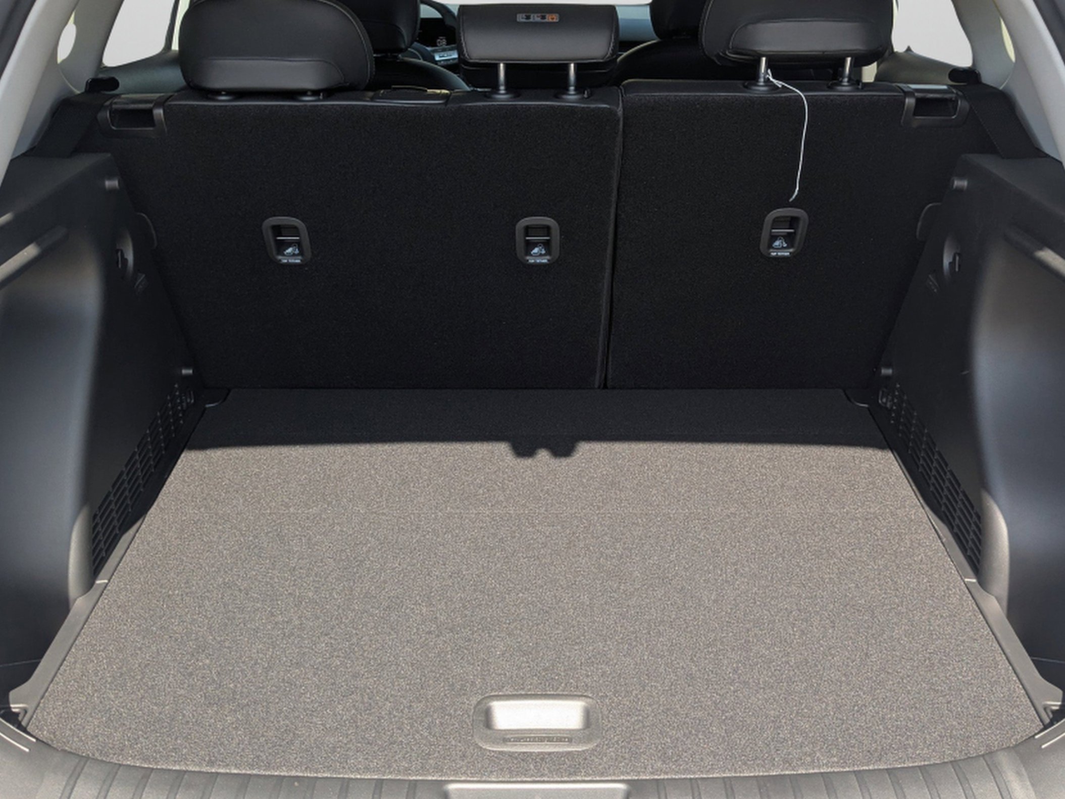 New 2026 Atlas White Hyundai SEL Premium FWD image 34