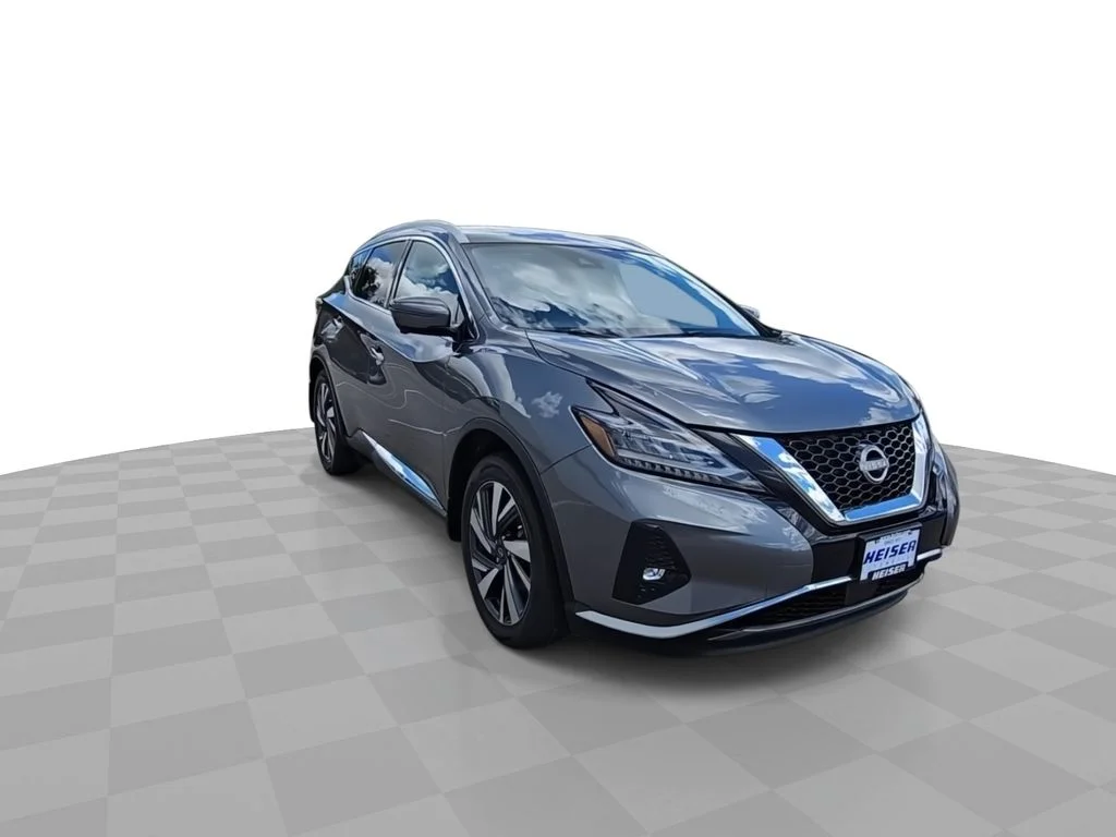 Certified Used 2023  Nissan SL image 2